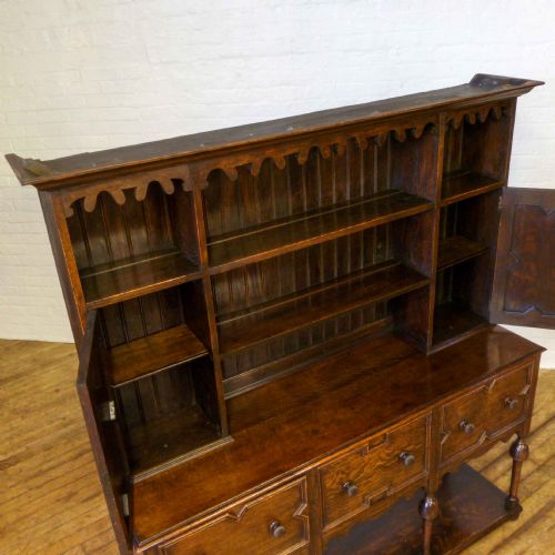 LARGE VICTORIAN JACOBEAN STYLE OAK DRESSER - ADDITIONAL PHOTO 4