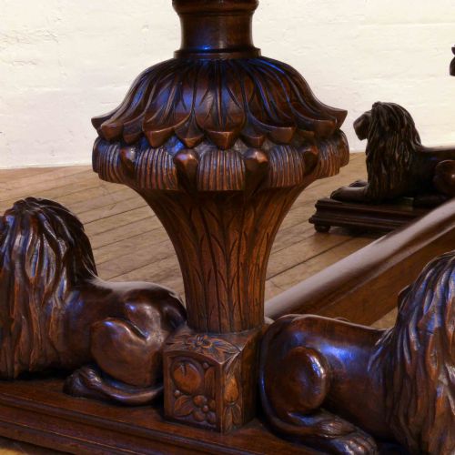 ENGLISH OAK REFECTORY TABLE WITH LION CARVINGS - ADDITIONAL PHOTO 9