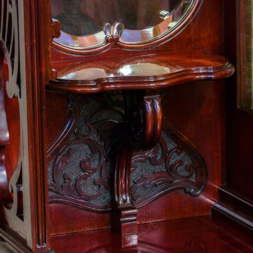 VICTORIAN MAHOGANY CABINET - ADDITIONAL PHOTO 4