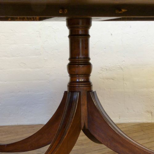 LARGE MAHOGANY REGENCY REVIVAL TABLE - ADDITIONAL PHOTO 7