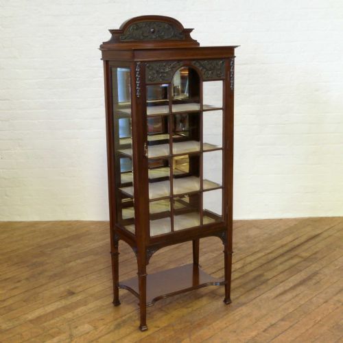 edwardian mahogany display cabinet - CATEGORY: ANTIQUE CABINETS - DATED EDWARDIAN