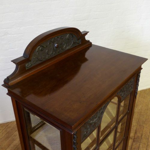 EDWARDIAN MAHOGANY DISPLAY CABINET - ADDITIONAL PHOTO 10