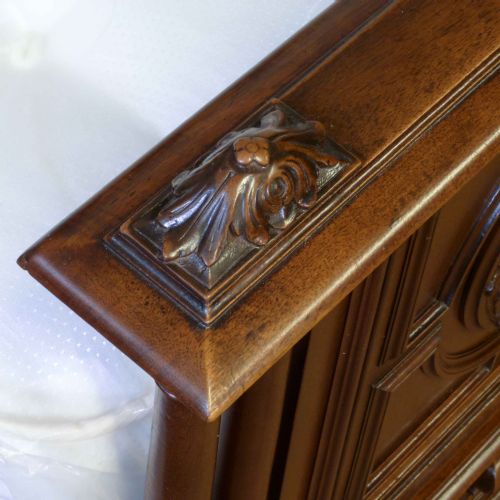19TH CENTURY WALNUT FRENCH BED - ADDITIONAL PHOTO 4
