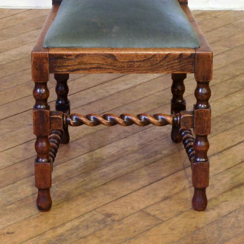 SET OF SIX OAK JACOBEAN STYLE CHAIRS - ADDITIONAL PHOTO 3