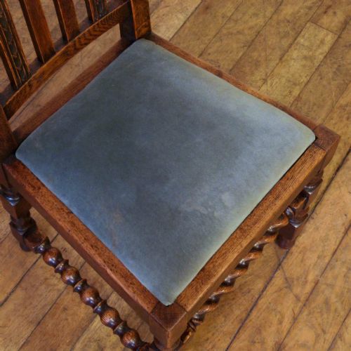 SET OF SIX OAK JACOBEAN STYLE CHAIRS - ADDITIONAL PHOTO 4