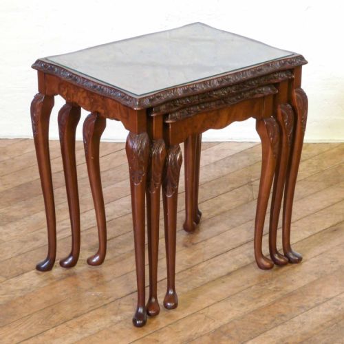 QUEEN ANNE STYLE WALNUT NEST OF TABLES - ADDITIONAL PHOTO 1