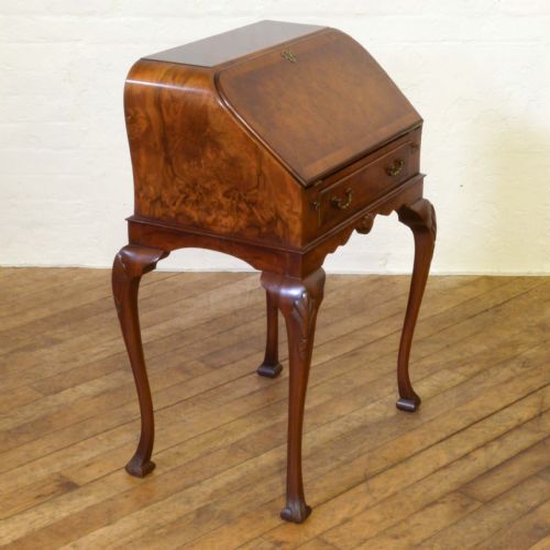 walnut ladies writing bureau - CATEGORY: ANTIQUE BUREAU - DATED 1920