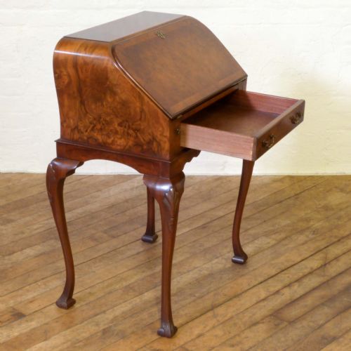 WALNUT LADIES WRITING BUREAU - ADDITIONAL PHOTO 2