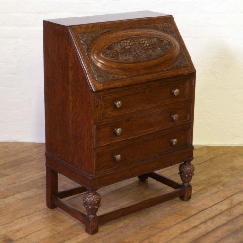 oak writing bureau - CATEGORY: ANTIQUE BUREAU - DATED 1920