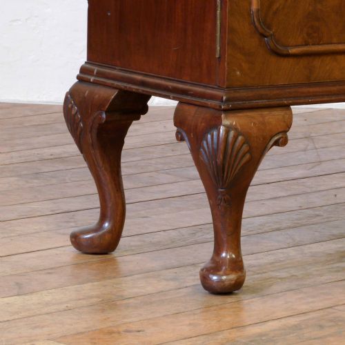 QUEEN ANNE STYLE WALNUT BOOKCASE - ADDITIONAL PHOTO 6
