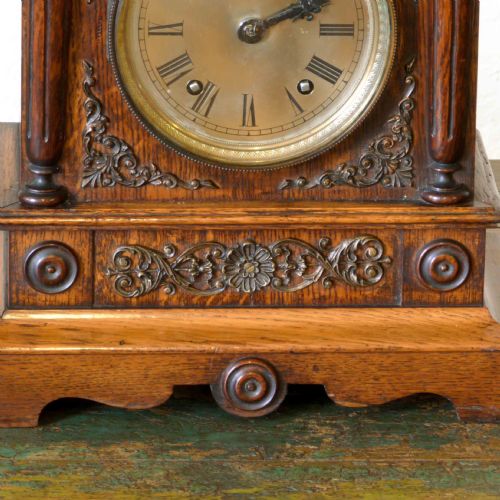 VICTORIAN OAK MANTEL CLOCK - ADDITIONAL PHOTO 6