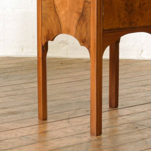PAIR OF WALNUT BEDSIDE CABINETS - ADDITIONAL PHOTO 8