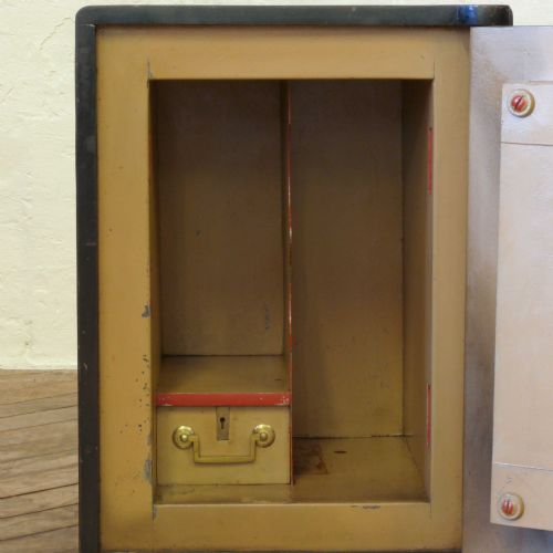 VICTORIAN PAINTED SAFE - ADDITIONAL PHOTO 9