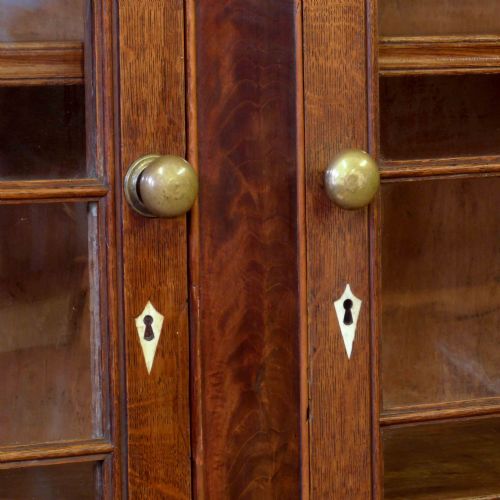 WELSH OAK AND MAHOGANY CUPBOARD - ADDITIONAL PHOTO 5