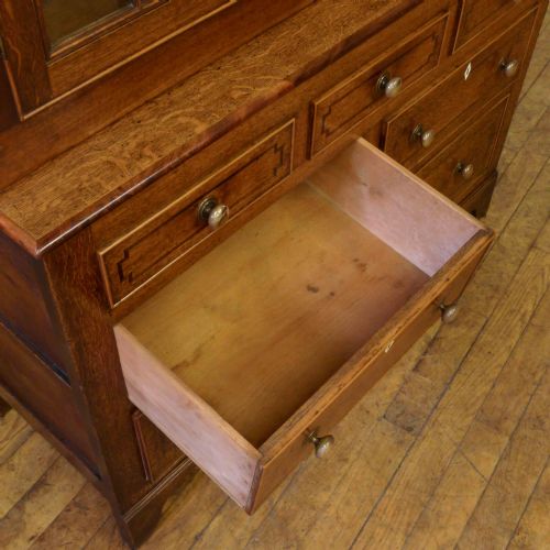 WELSH OAK AND MAHOGANY CUPBOARD - ADDITIONAL PHOTO 7