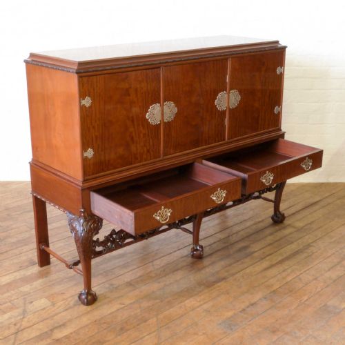 CHIPPENDALE STYLE MAHOGANY CUPBOARD - ADDITIONAL PHOTO 8