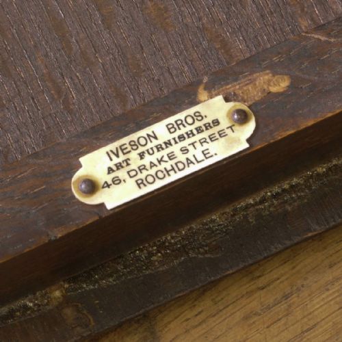 SMALL OAK NEST OF TABLES - ADDITIONAL PHOTO 9