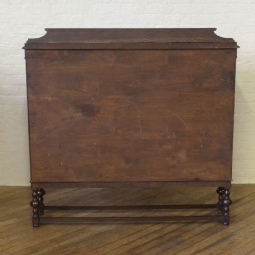 LARGE OAK CABINET - ADDITIONAL PHOTO 9
