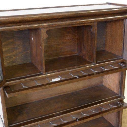 THE GLOBEWERNICKE CO LTD SECTIONAL BOOKCASE - ADDITIONAL PHOTO 4