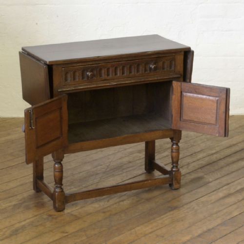 SMALL TITCHMARSH GOODWIN STYLE OAK HUTCH - ADDITIONAL PHOTO 2
