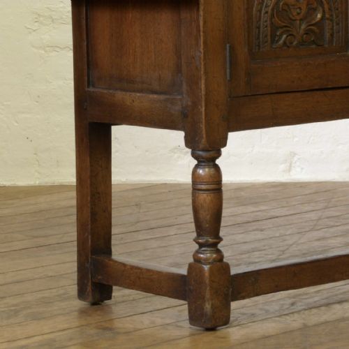 SMALL TITCHMARSH GOODWIN STYLE OAK HUTCH - ADDITIONAL PHOTO 8