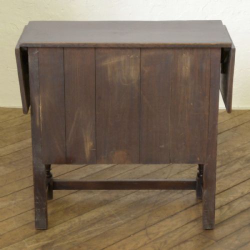 SMALL TITCHMARSH GOODWIN STYLE OAK HUTCH - ADDITIONAL PHOTO 10