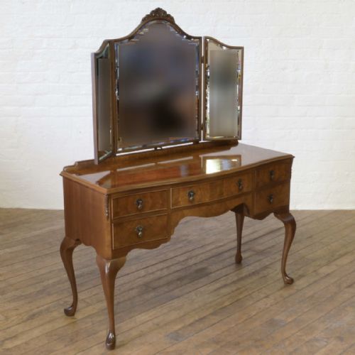 WALNUT DRESSING TABLE - ADDITIONAL PHOTO 5