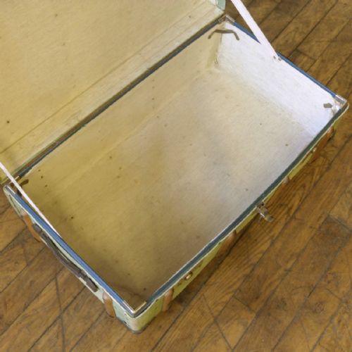 GREEN CANVAS STEAMER TRUNK - ADDITIONAL PHOTO 12