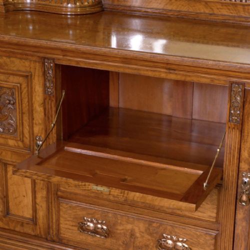 VICTORIAN POLLARD OAK SIDEBOARD - ADDITIONAL PHOTO 2