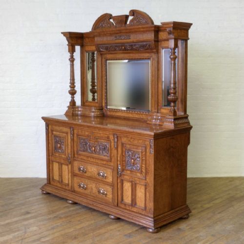 VICTORIAN POLLARD OAK SIDEBOARD - ADDITIONAL PHOTO 5
