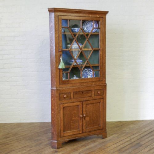georgian oak corner cupboard - CATEGORY: ANTIQUE CUPBOARDS - DATED GEORGIAN