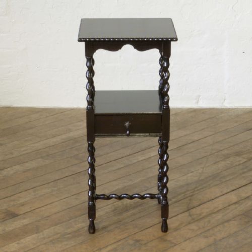 OAK OCCASIONAL TABLE - ADDITIONAL PHOTO 5