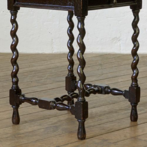 OAK OCCASIONAL TABLE - ADDITIONAL PHOTO 7