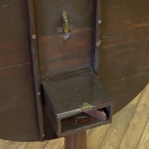 GEORGIAN MAHOGANY SUPPER TABLE - ADDITIONAL PHOTO 3