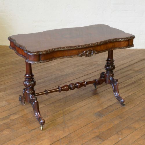 victorian walnut table - CATEGORY: ANTIQUE TABLES - DATED VICTORIAN