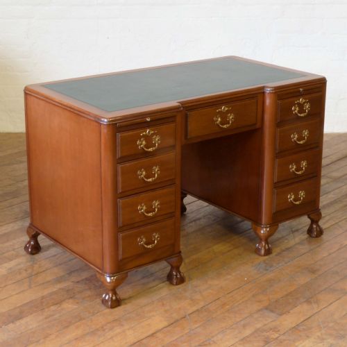 mahogany desk - CATEGORY: ANTIQUE DESKS - DATED 1920