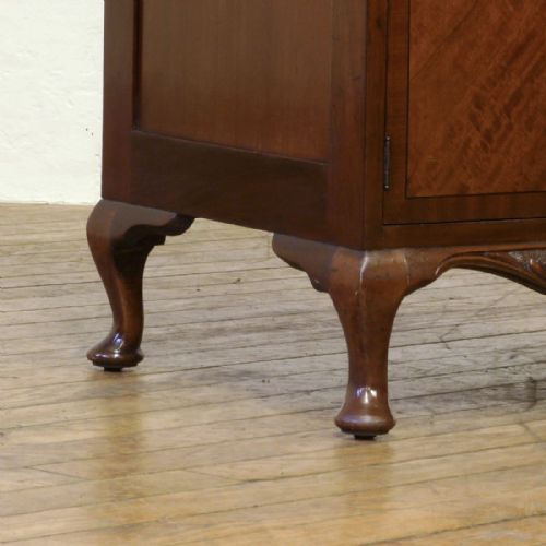 TYRELA MAHOGANY GRAMOPHONE - ADDITIONAL PHOTO 13