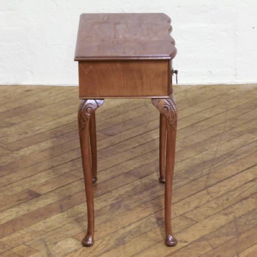 SMALL QUEEN ANNE STYLE WALNUT SIDE TABLE - ADDITIONAL PHOTO 1