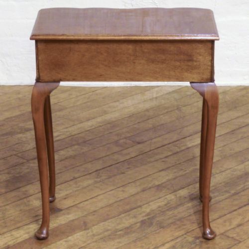 SMALL QUEEN ANNE STYLE WALNUT SIDE TABLE - ADDITIONAL PHOTO 5