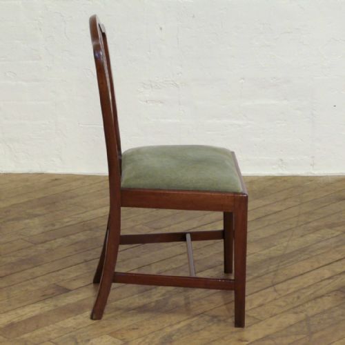 SET OF EIGHT SHERATON STYLE MAHOGANY CHAIRS - ADDITIONAL PHOTO 1