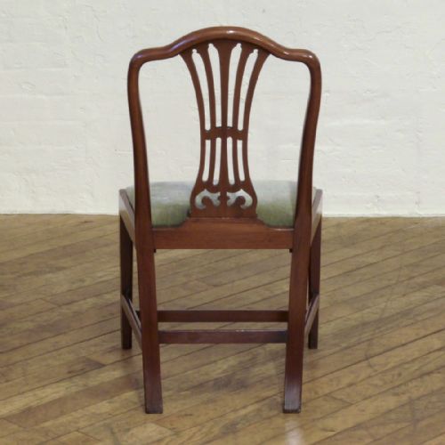 SET OF EIGHT SHERATON STYLE MAHOGANY CHAIRS - ADDITIONAL PHOTO 3