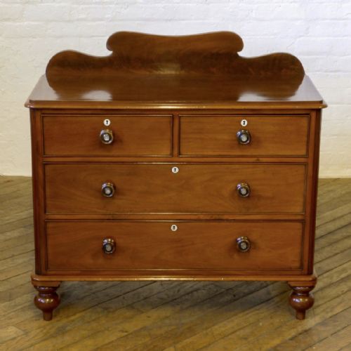 VICTORIAN MAHOGANY CHEST OF DRAWERS - ADDITIONAL PHOTO 1