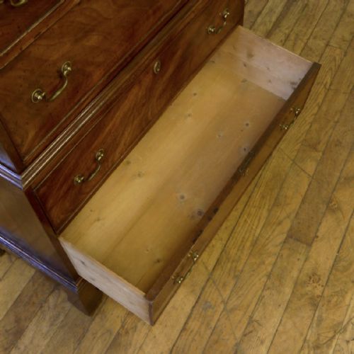 GEORGIAN MAHOGANY CHEST ON CHEST - ADDITIONAL PHOTO 1