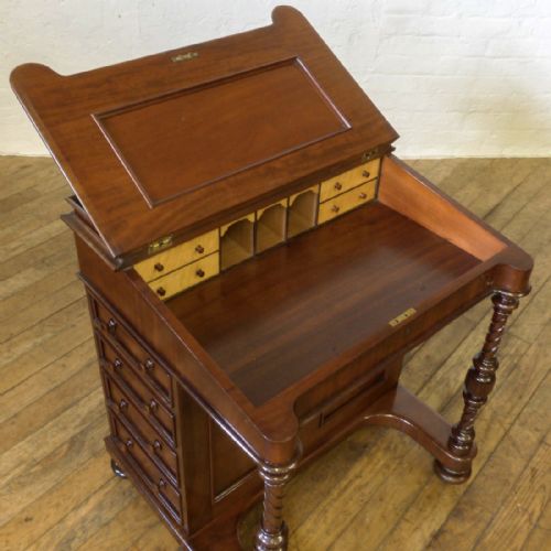 VICTORIAN MAHOGANY DAVENPORT - ADDITIONAL PHOTO 2