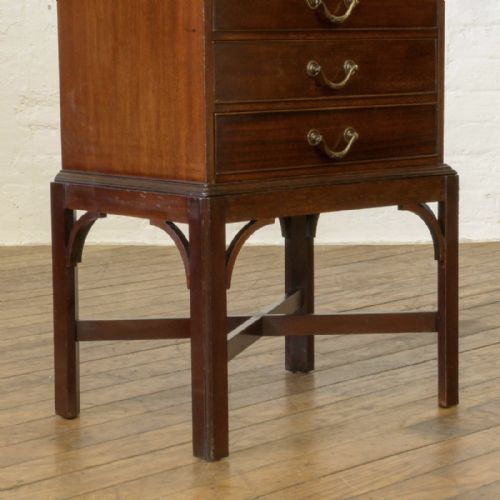 EDWARDIAN MAHOGANY MUSIC CABINET - ADDITIONAL PHOTO 3