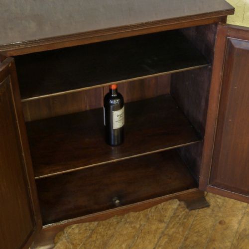 VICTORIAN MAHOGANY CUPBOARD - ADDITIONAL PHOTO 1