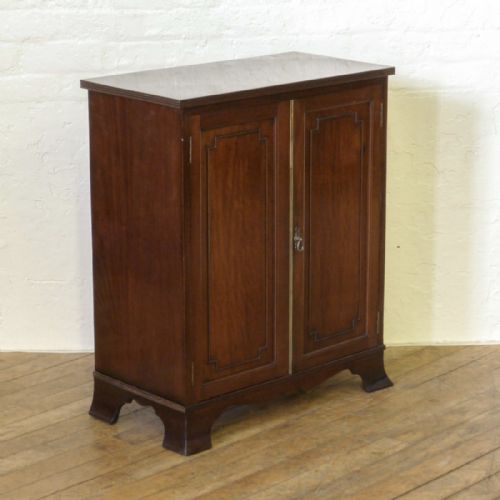VICTORIAN MAHOGANY CUPBOARD - ADDITIONAL PHOTO 4