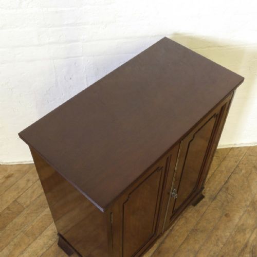 VICTORIAN MAHOGANY CUPBOARD - ADDITIONAL PHOTO 6