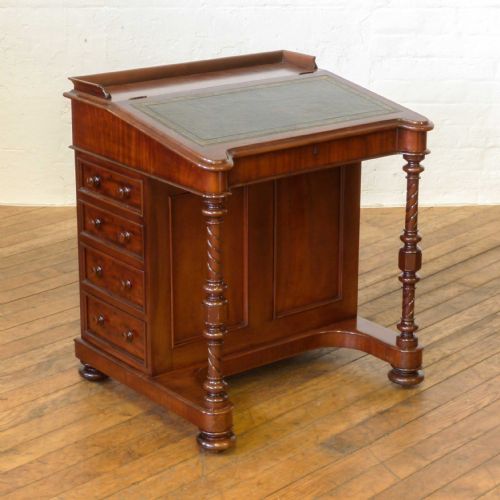 victorian mahogany davenport - CATEGORY: ANTIQUE DESKS - DATED VICTORIAN