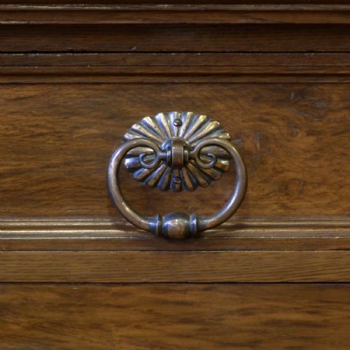VICTORIAN OAK SIDEBOARD - ADDITIONAL PHOTO 8
